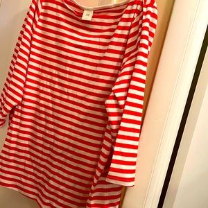 H&m XL Red and white stripe shirt NWOT  sleeves stop at elbow